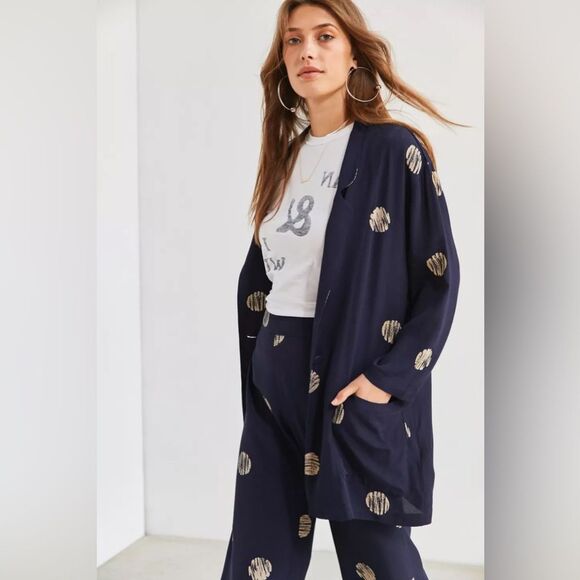 Silence + Noise relaxed open front navy blazer - Picture 6 of 8